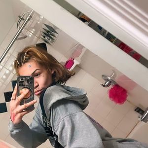 Meet your Posher, Jesus